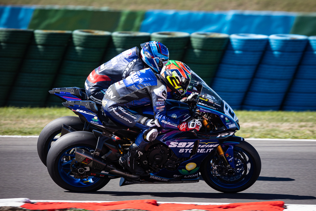 due-punti-mondiali-per-tamburini-in-gara2-worldsbk-a-magny-cours