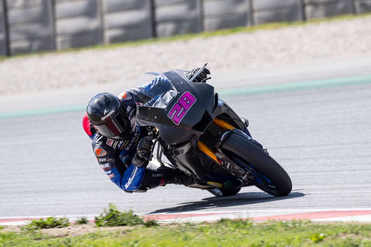 after-the-barcelona-tests-the-yamaha-motoxracing-worldsbk-team-is-ready-for-its-season-debut-at-assen
