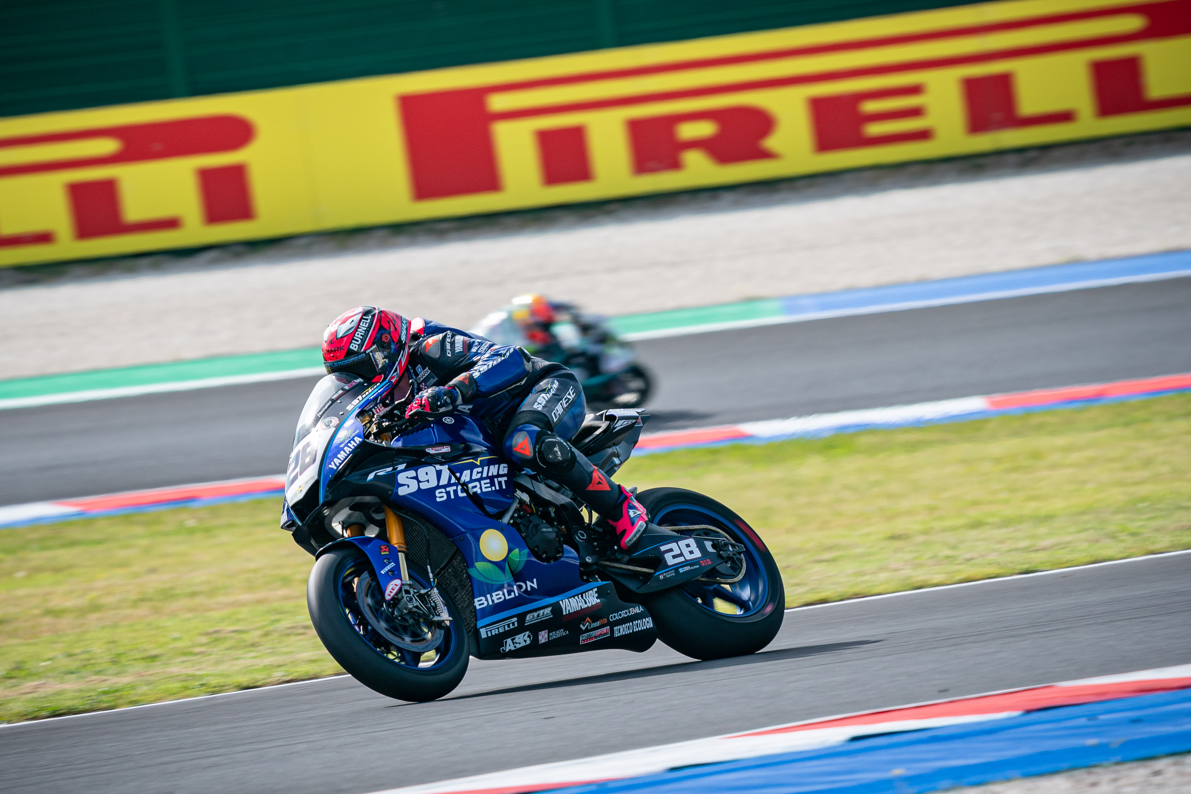 home-race-for-bradley-ray-at-donington-park