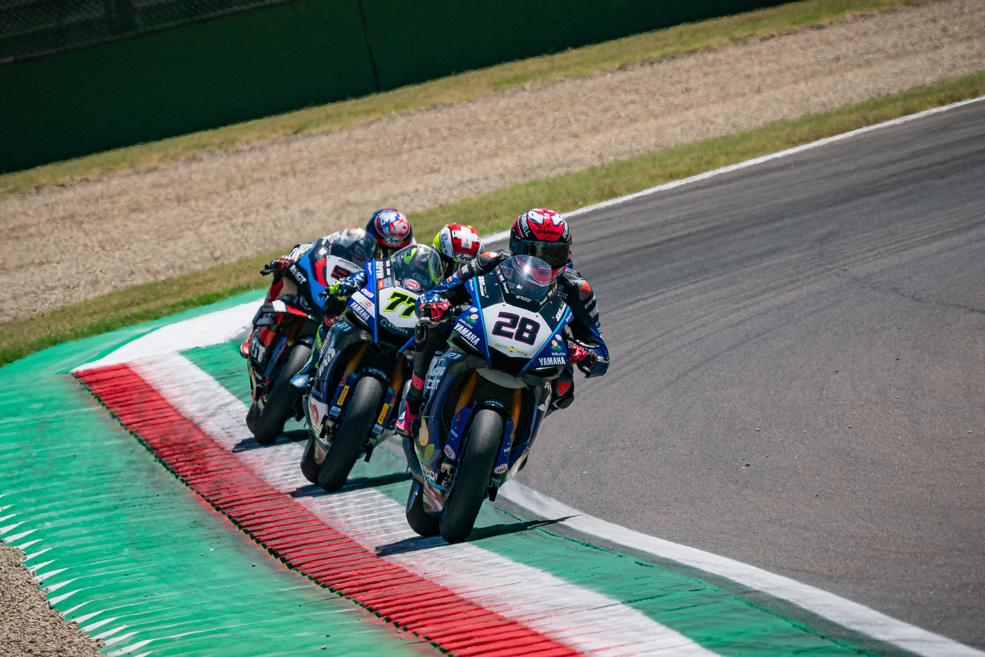 after-a-fantastic-superpole-ray-scores-points-in-race-1