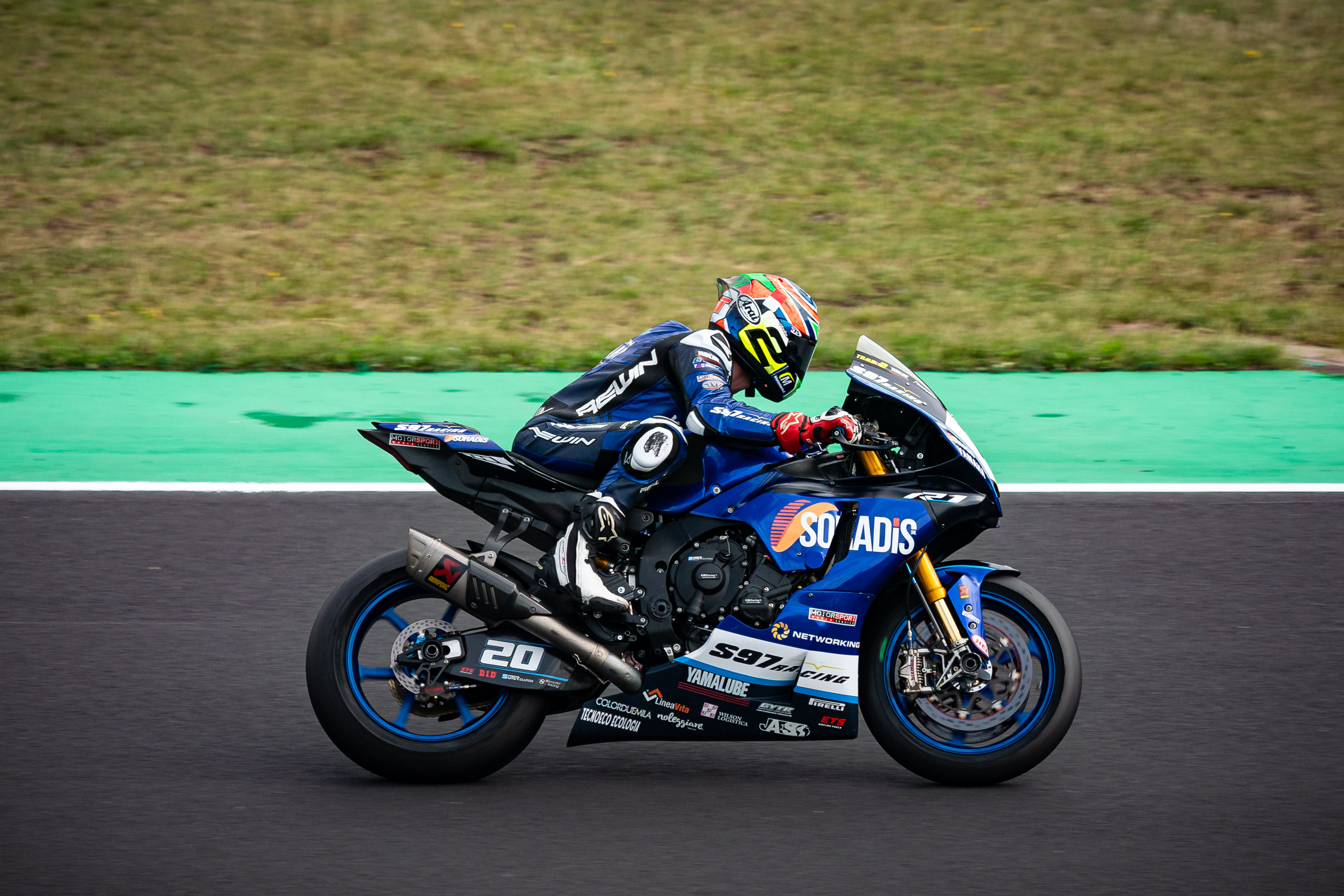 tamburini-just-misses-the-points-zone-in-worldsbk-race-2-at-most