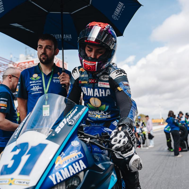 Race2 Barcelola Worldssp300 Round111