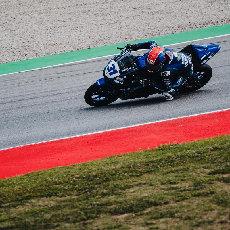 Race2 Barcelola Worldssp300 Round121
