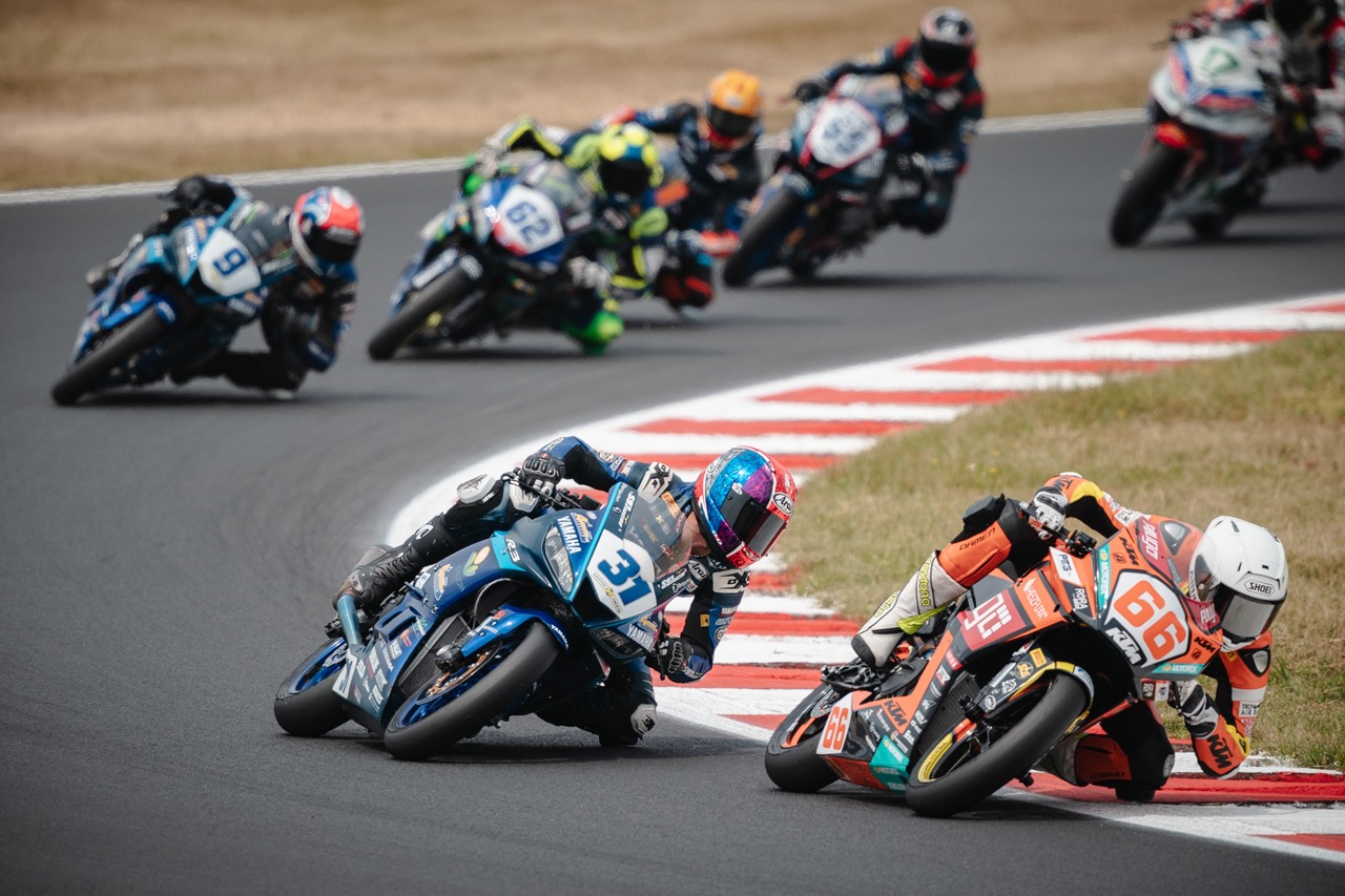 tenth-for-bartolini-and-thirteenth-for-ercolani-in-race-2-at-most